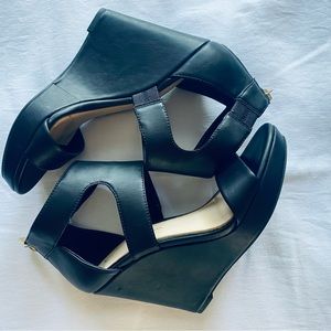 Jessica Simpson Black Wedges, New, no tags, size 7.